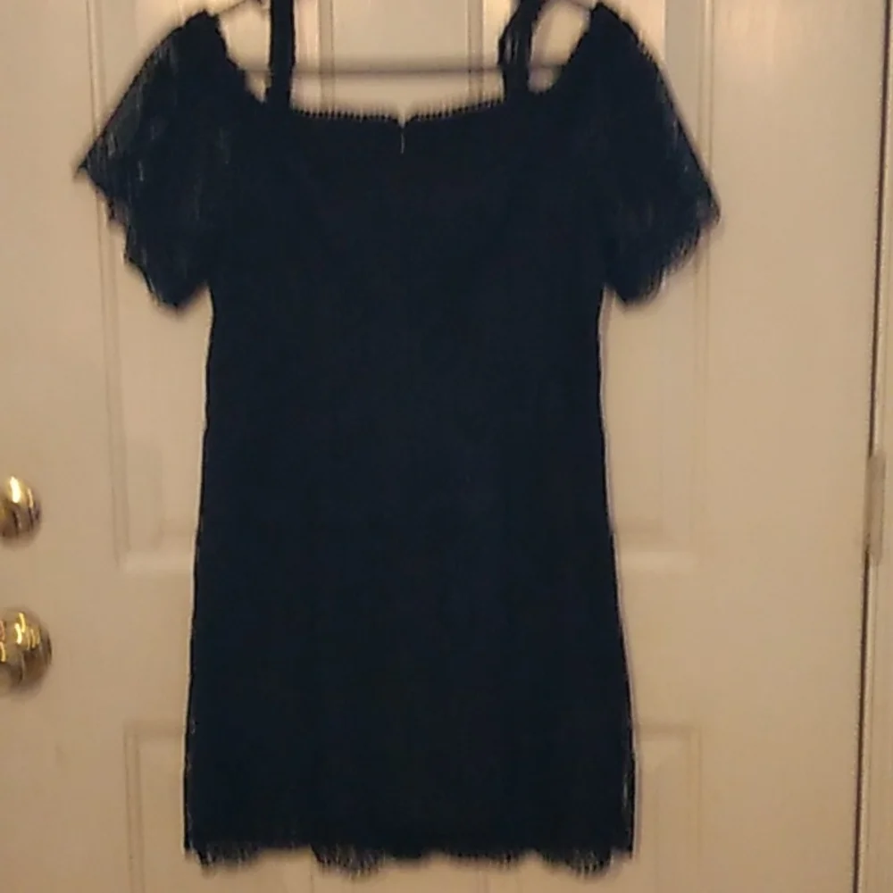 Dress - Picture 3 of 4
